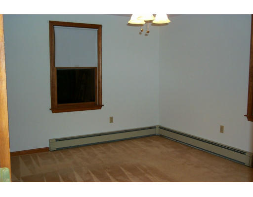 66 Haggerty Road Charlton, MA 01507 - Photo 4 of 5