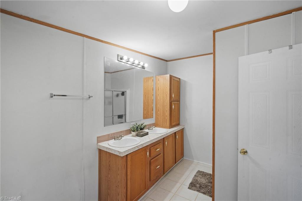 363 Old Mill Farm Road Lexington, NC 27295 - Photo 14 of 28 Gallery Image 14