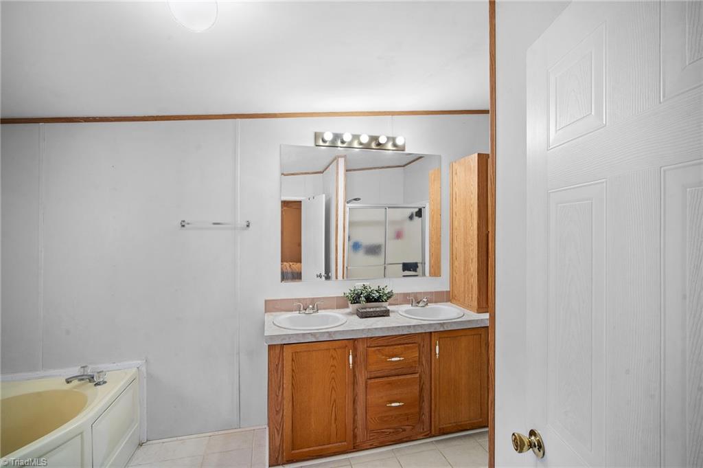 363 Old Mill Farm Road Lexington, NC 27295 - Photo 15 of 28 Gallery Image 15