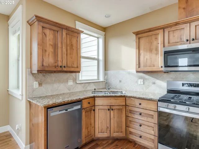 a view of a livingroom with a fireplace