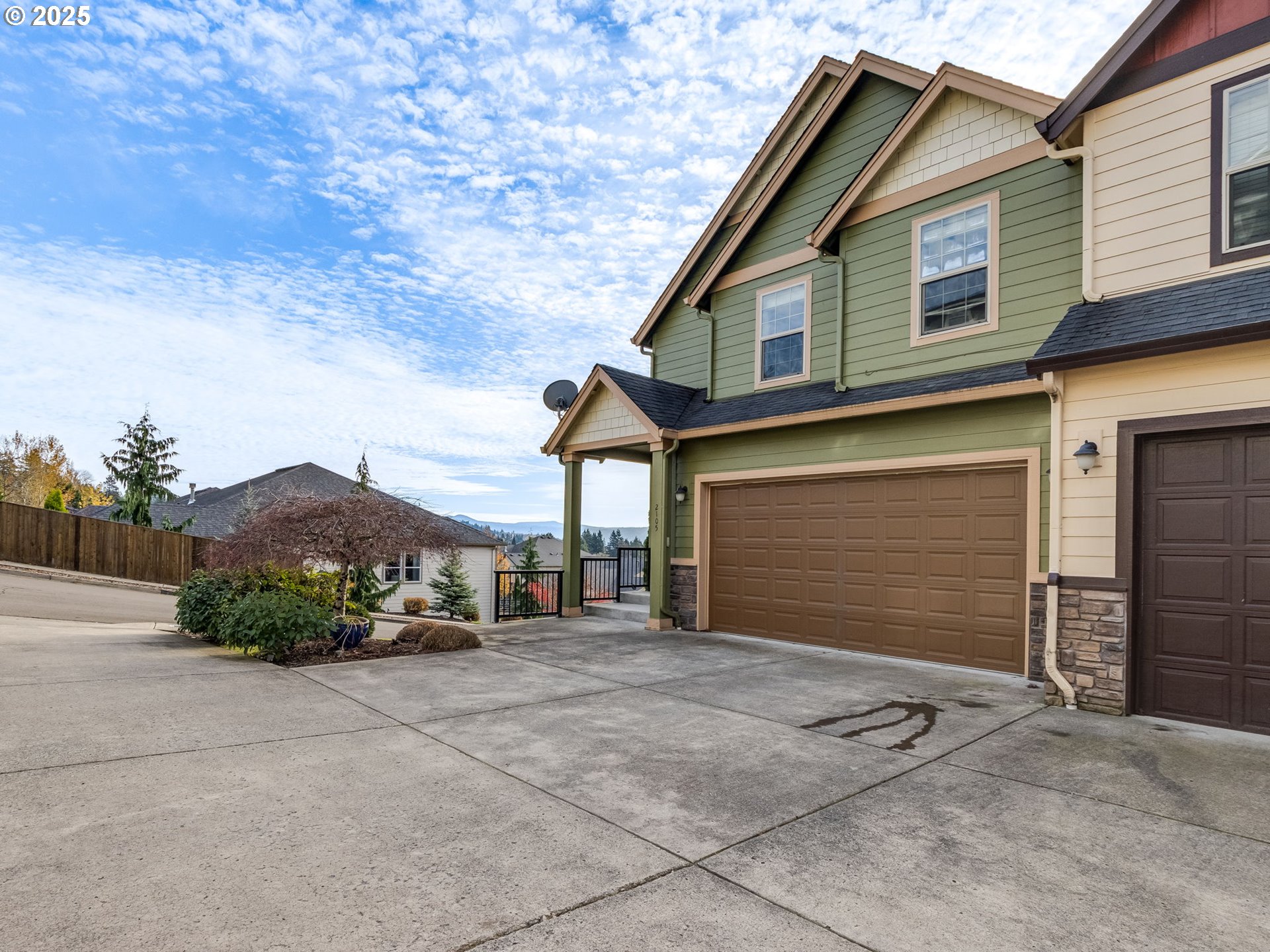 2105 34th Street Washougal, WA 98671 - Photo 3 of 38