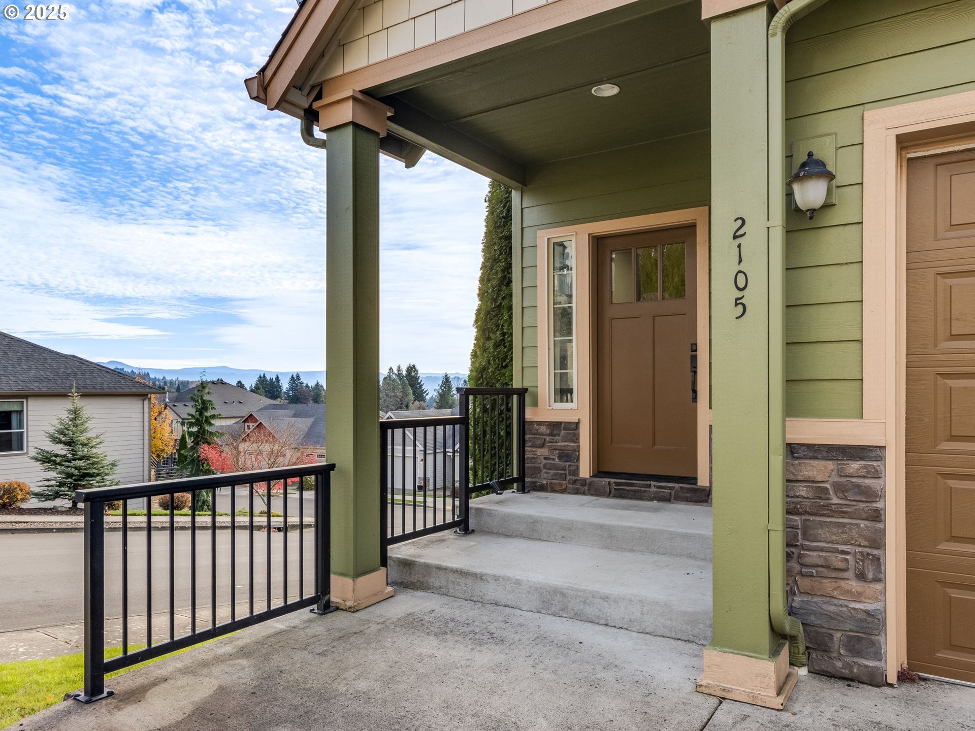 2105 34th Street Washougal, WA 98671 - Photo 4 of 38