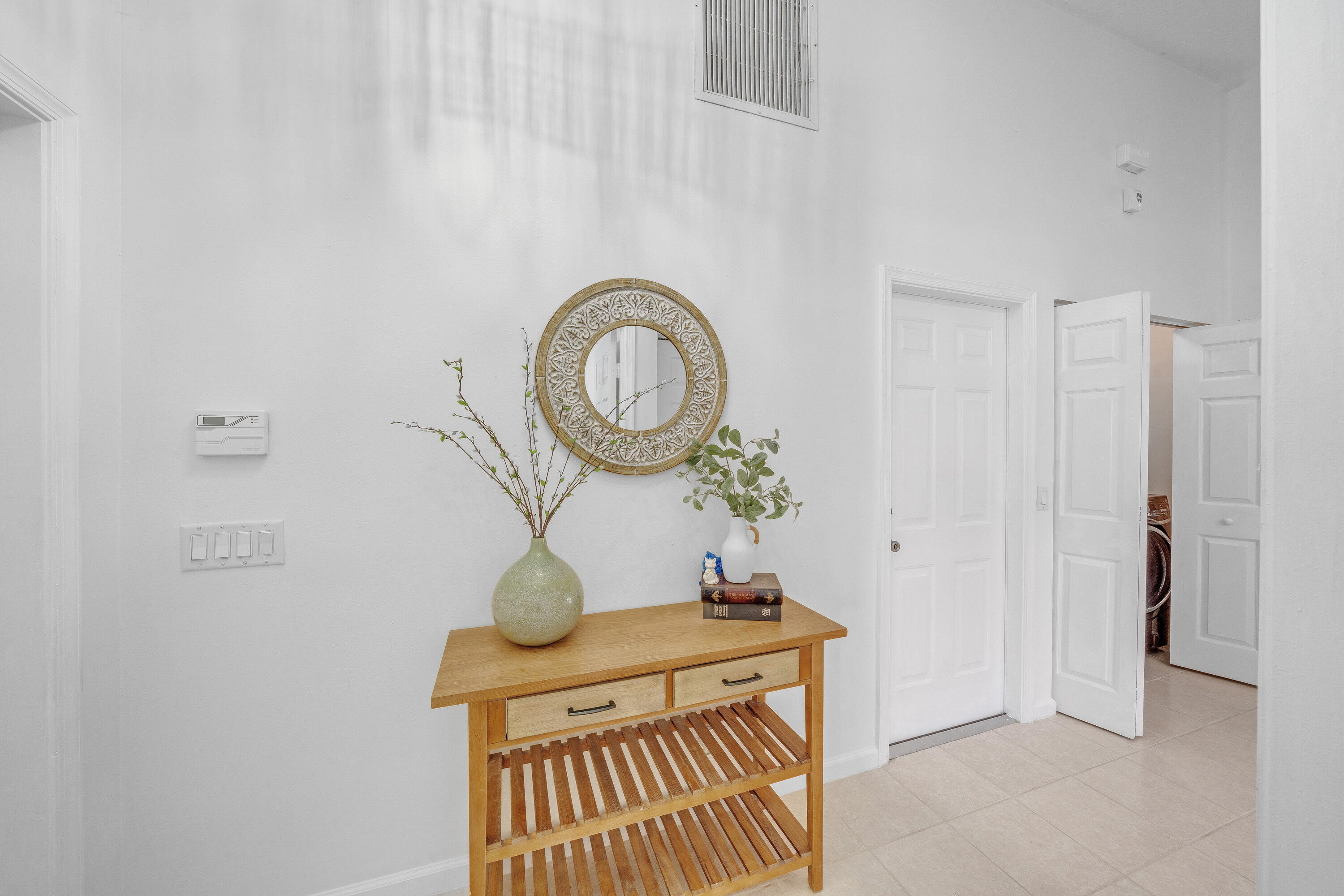 2551 Southwest Riviera Road Stuart, FL 34997 - Photo 8 of 77 5 Foyer