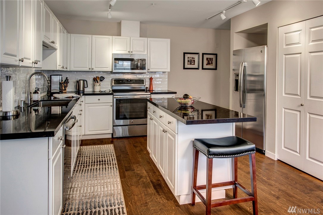 17426 Bothell Way Northeast, Unit A101 Bothell, WA 98011 - Photo 3 of 25