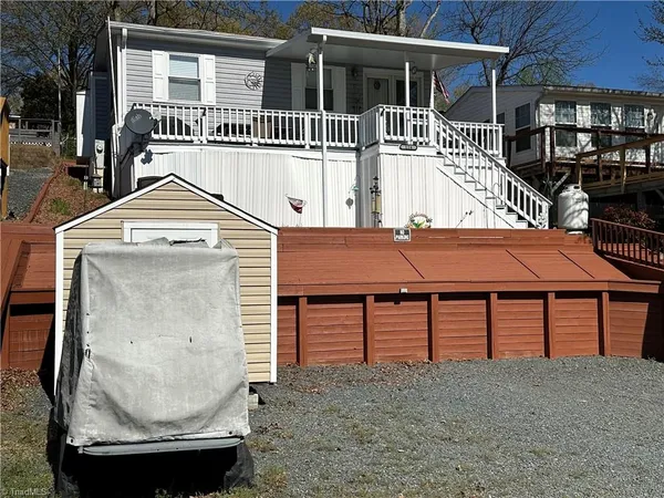 $159,900 | 116 Clubhouse Drive, New London, NC 28127