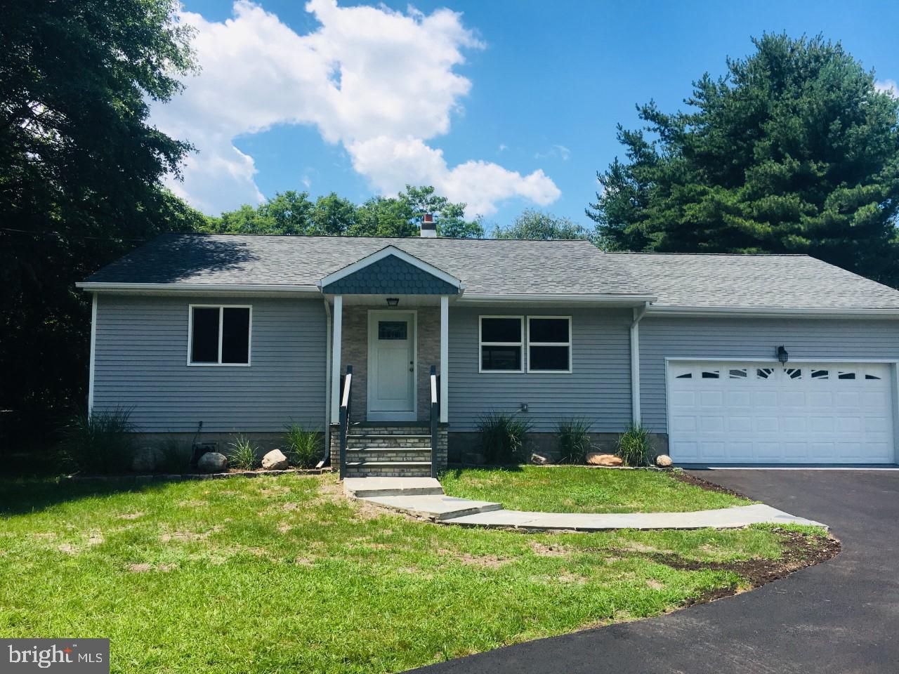 709 Klockner Road Trenton, NJ 08619 - Photo 1 of 19