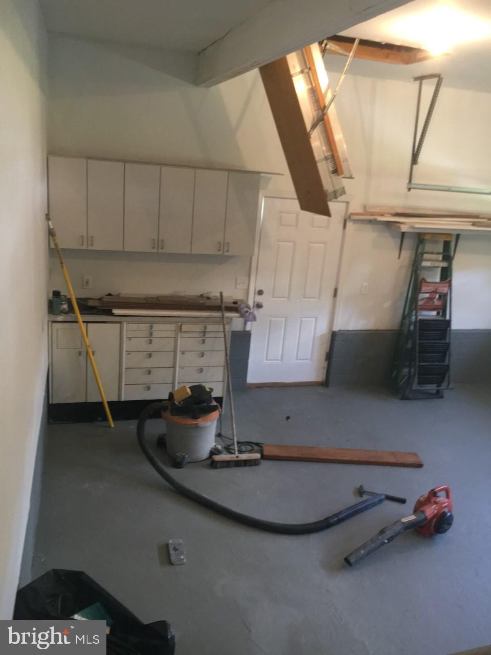709 Klockner Road Trenton, NJ 08619 - Photo 18 of 19