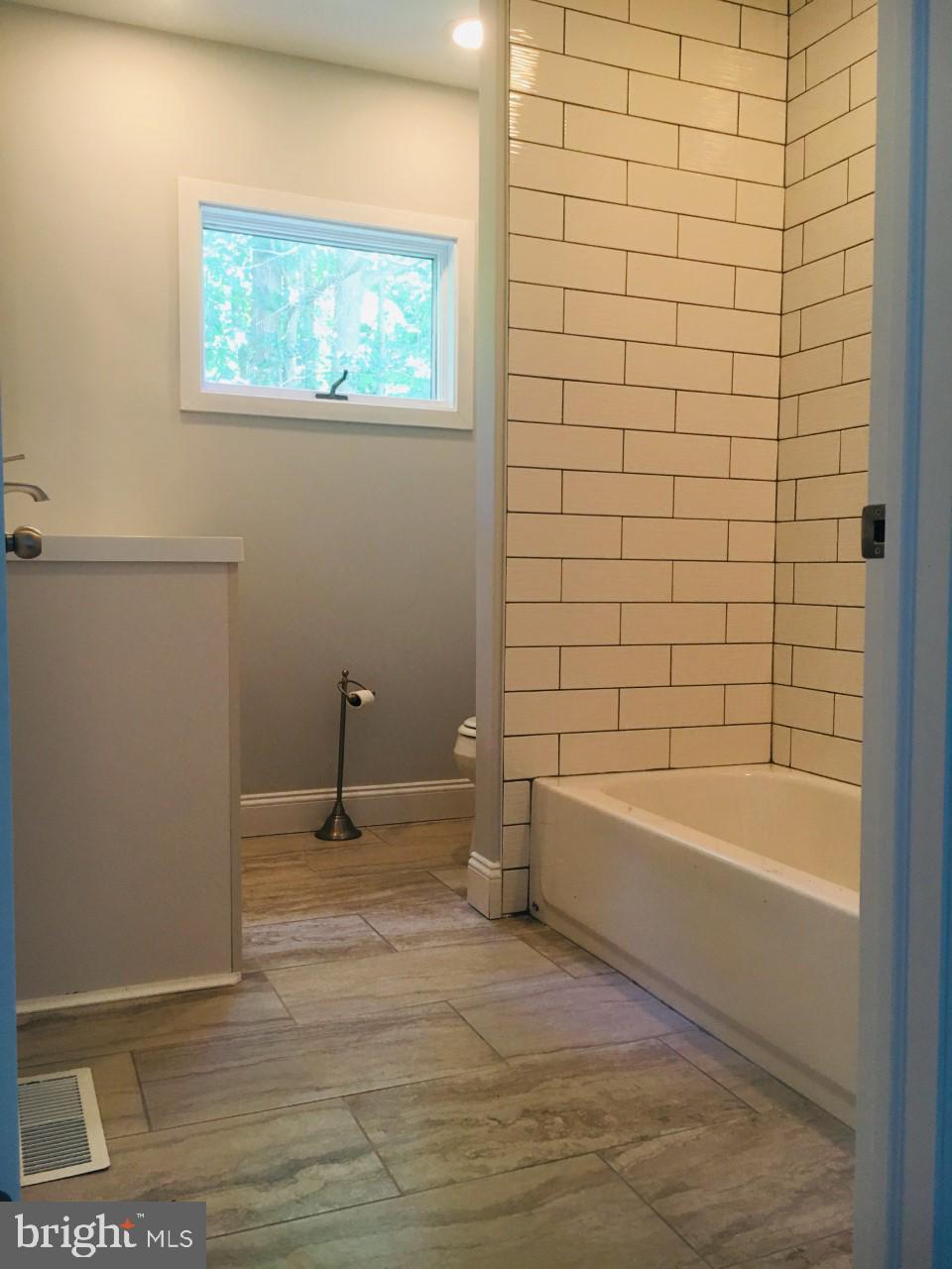 709 Klockner Road Trenton, NJ 08619 - Photo 9 of 19 Bathroom