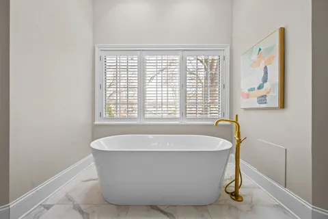 $2,250,000 | 1420 Isabella Street, Wilmette, IL 60091