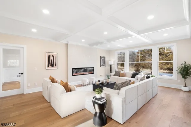 $2,595,000 | 9 Brookside Drive, Warren, NJ 07059