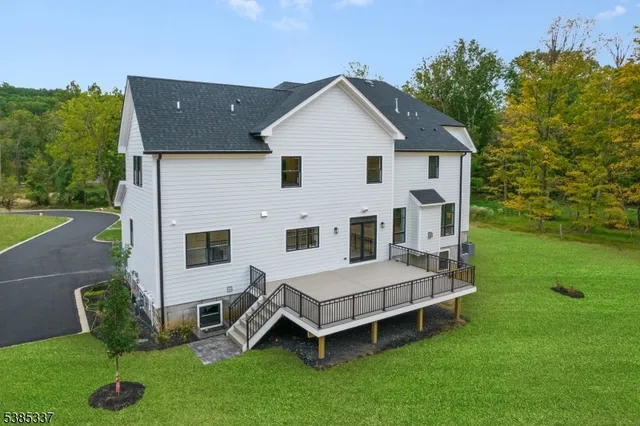 $2,595,000 | 9 Brookside Drive, Warren, NJ 07059