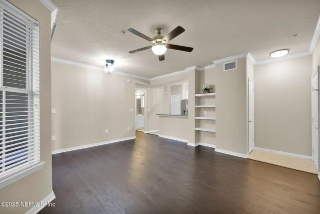 $160,000 | 8539 Gate Parkway West, Unit 624, Jacksonville, FL 32216