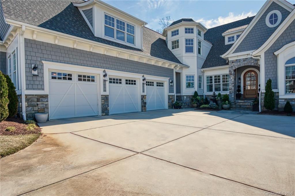 847 Harvest Pointe Drive Fort Mill, SC 29708 - Photo 2 of 35 Gallery Image 2