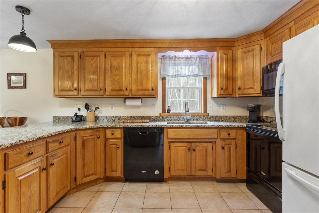 75 Nash Road Ashby, MA 01431 - Photo 11 of 42