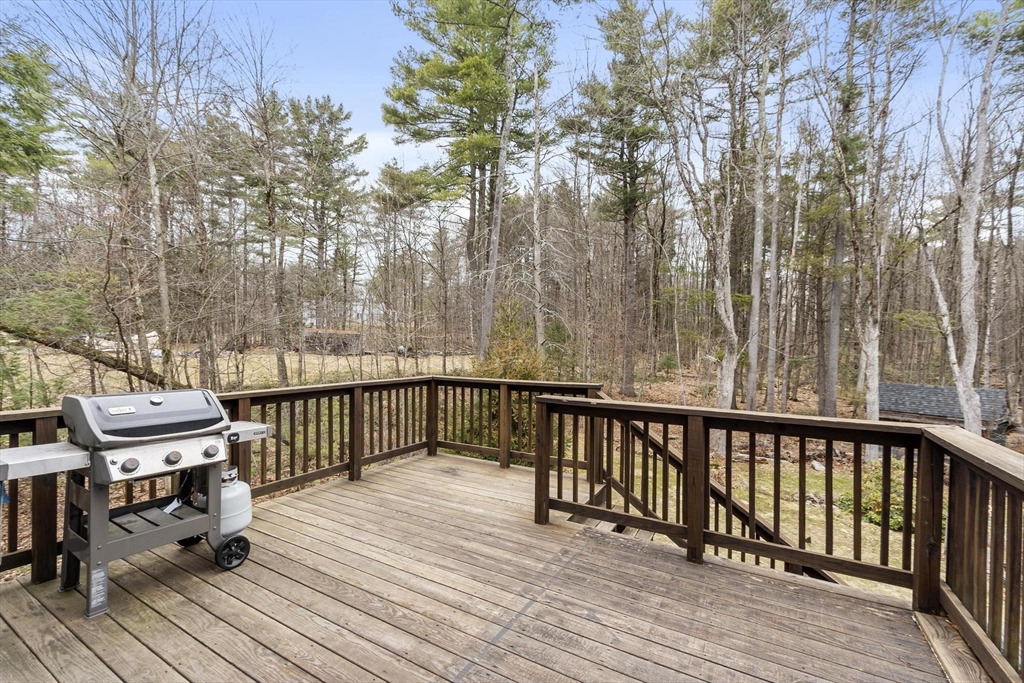 75 Nash Road Ashby, MA 01431 - Photo 7 of 42