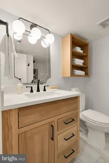 $1,585,000 | 1519 East Capitol Street Southeast, Washington, DC 20003