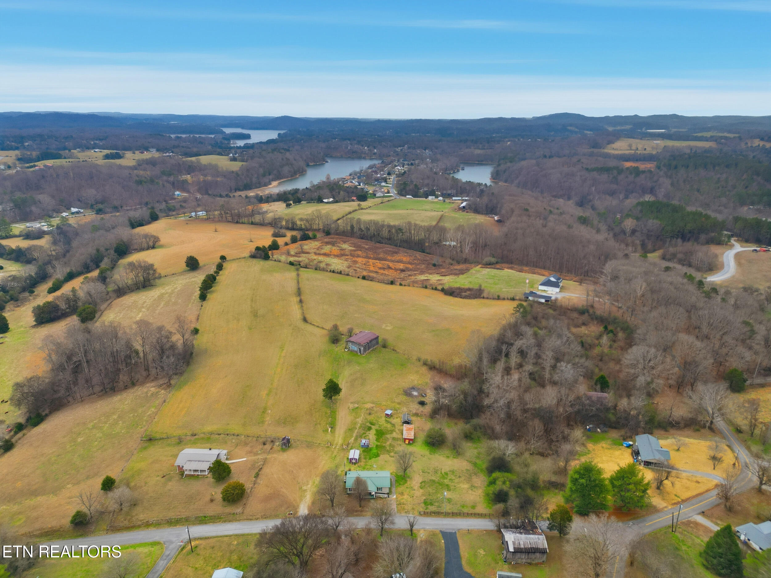 950 Easter Road Loudon, TN 37774 - Photo 7 of 33 28_dji_0024