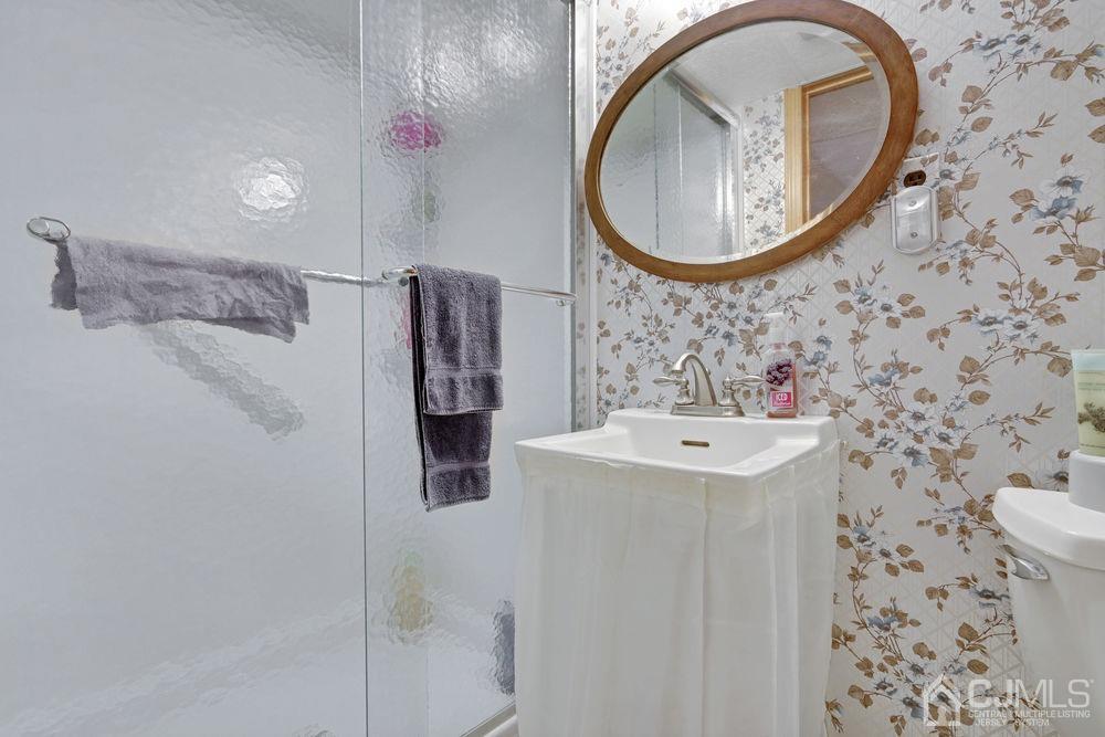 17 Dutch Road East Brunswick, NJ 08816 - Photo 21 of 25 Gallery Image 21