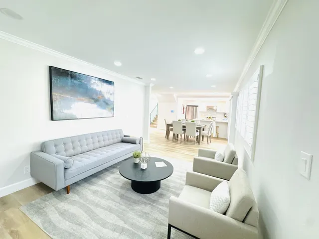 $2,000,000 | 11383 Stonecress Avenue, Fountain Valley, CA 92708