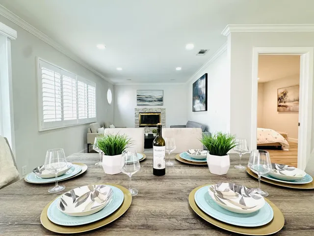 $2,000,000 | 11383 Stonecress Avenue, Fountain Valley, CA 92708