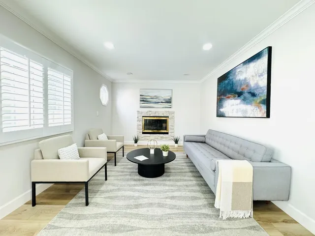 $2,000,000 | 11383 Stonecress Avenue, Fountain Valley, CA 92708