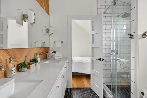 $2,250,000 | 2819 East 22nd Street, Austin, TX 78722