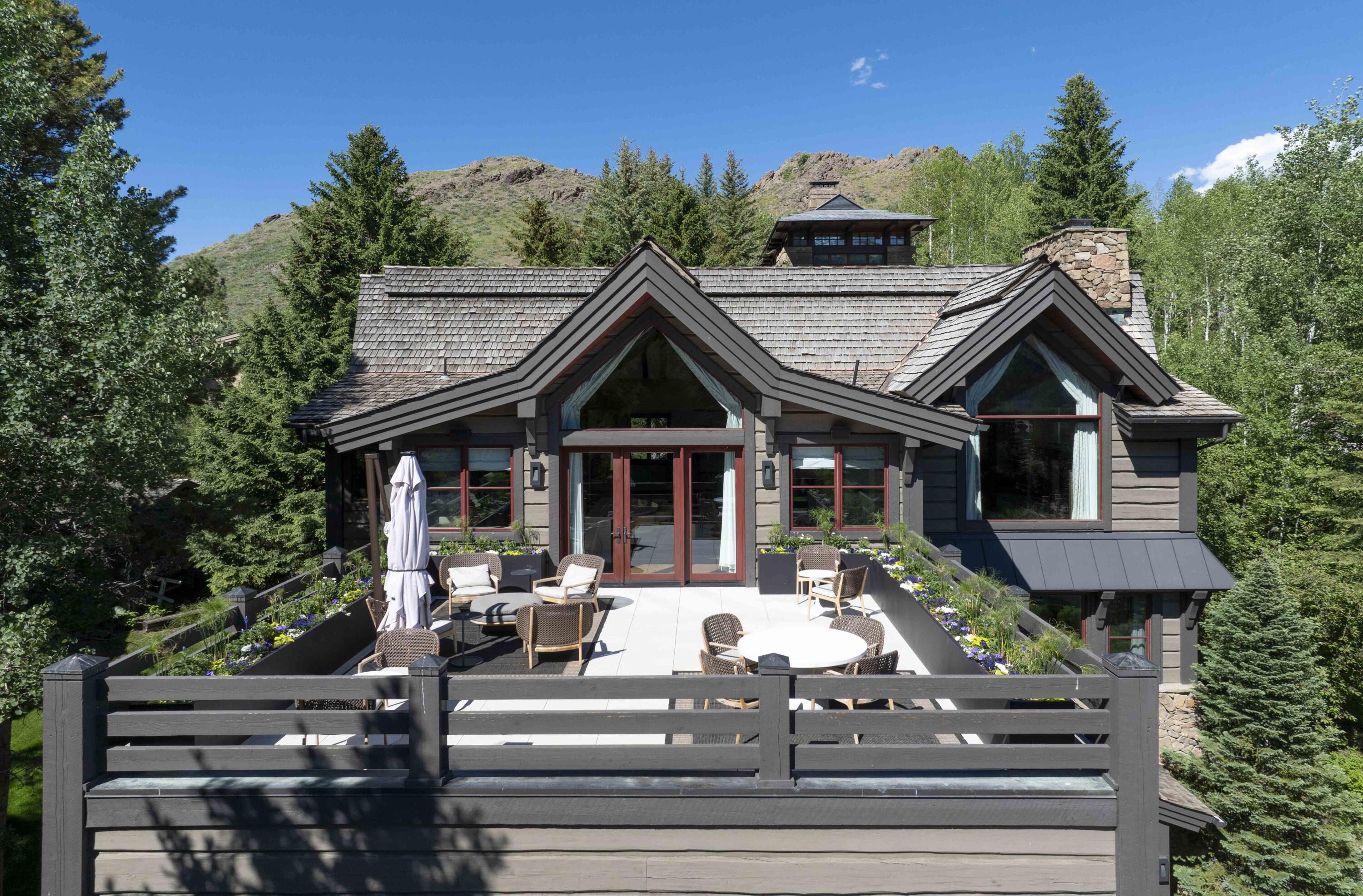 780 Alpine Lane Ketchum, ID 83340 - Photo 41 of 47 Great Room Deck
