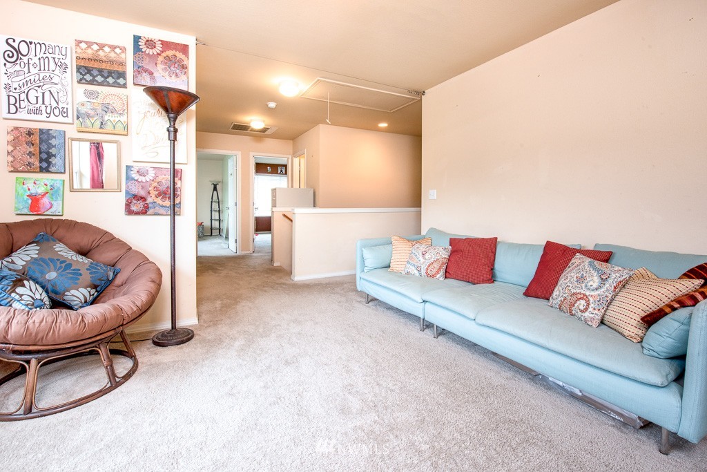 14515 Southeast 154th Street Renton, WA 98058 - Photo 12 of 25 Gallery Image 12
