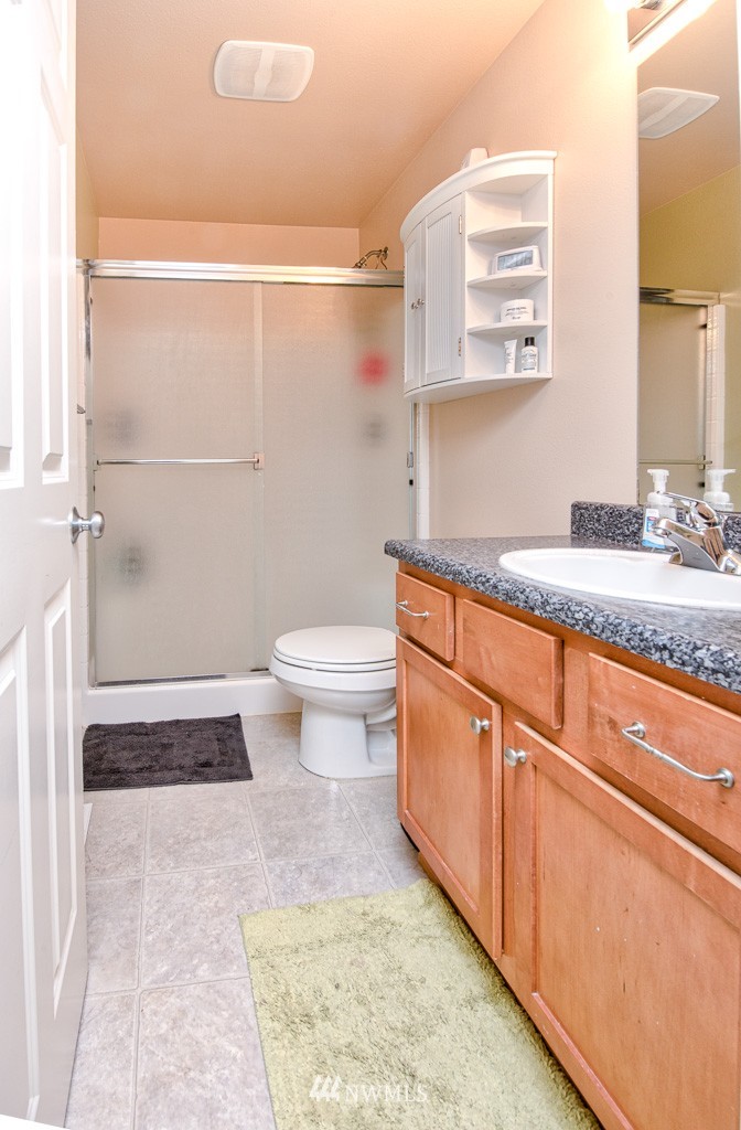 14515 Southeast 154th Street Renton, WA 98058 - Photo 14 of 25 Gallery Image 14