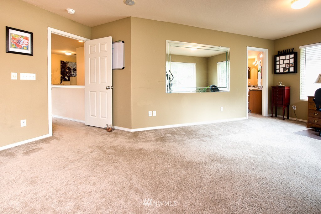 14515 Southeast 154th Street Renton, WA 98058 - Photo 17 of 25 Gallery Image 17