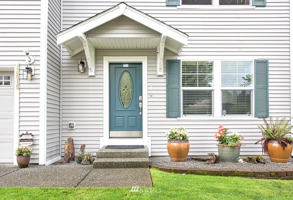 14515 Southeast 154th Street Renton, WA 98058 - Photo 3 of 25 Gallery Image 3