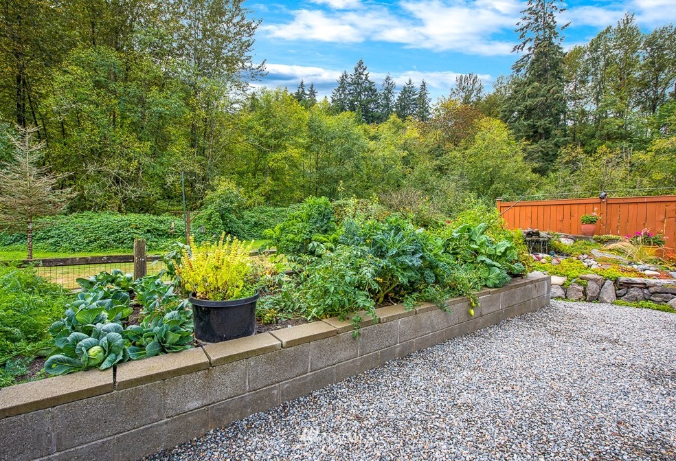 14515 Southeast 154th Street Renton, WA 98058 - Photo 21 of 25 Gallery Image 21