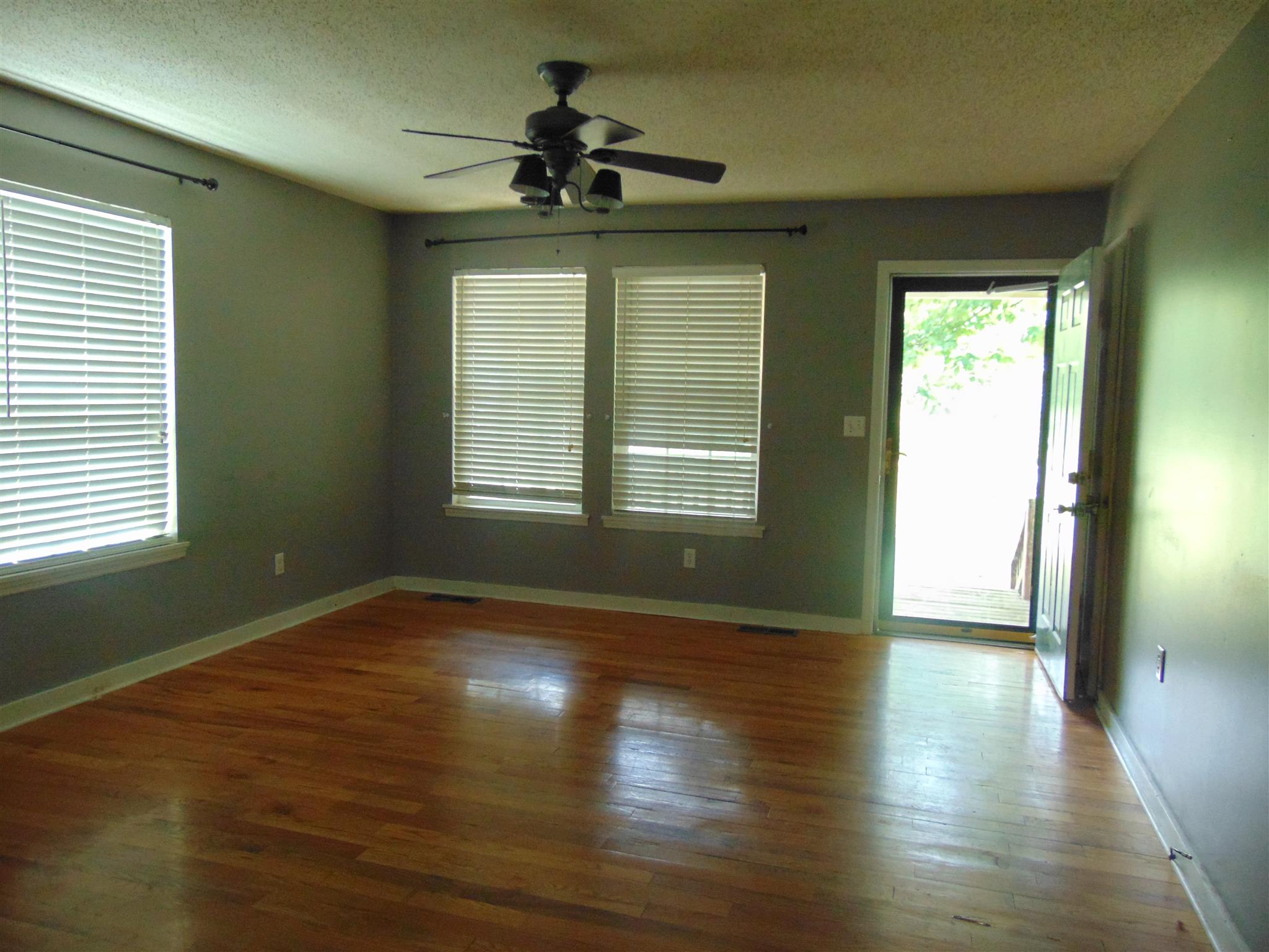 3996 Buffalo Road Summertown, TN 38483 - Photo 5 of 10 Gallery Image 5