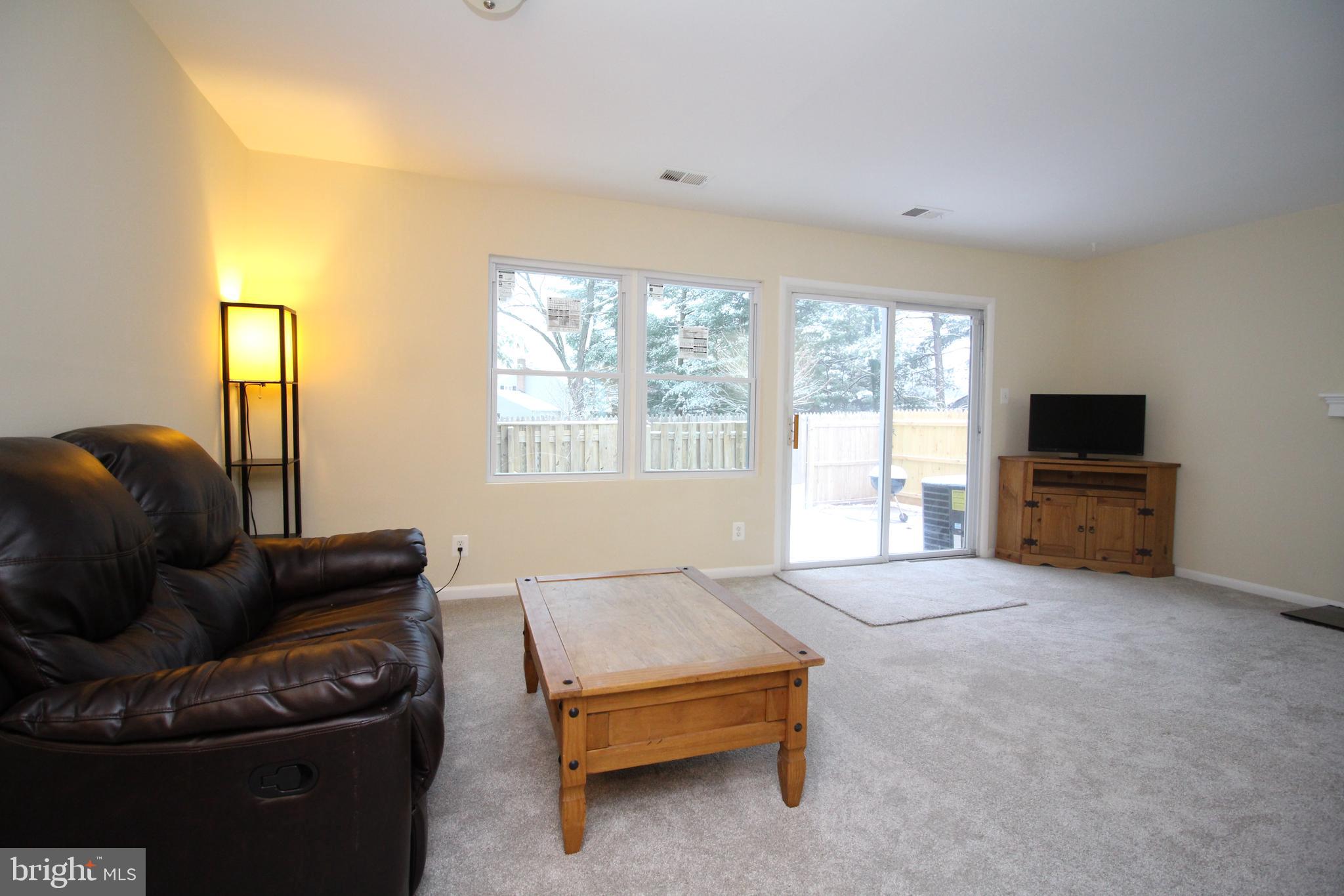 17434 Hoskinson Road Poolesville, MD 20837 - Photo 6 of 30