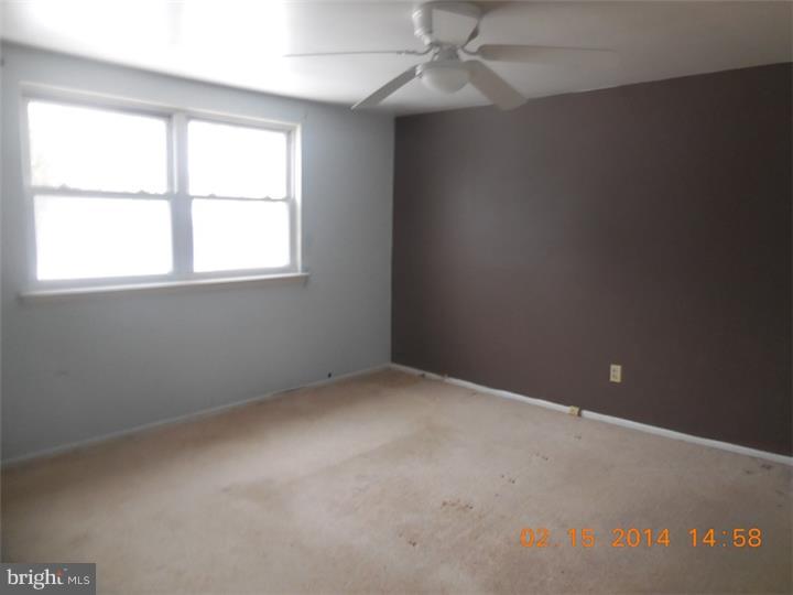 1122 Bloomdale Road Philadelphia, PA 19115 - Photo 6 of 25