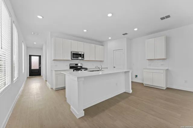 $295,000 | 6521 Titan Park, Converse, TX 78109