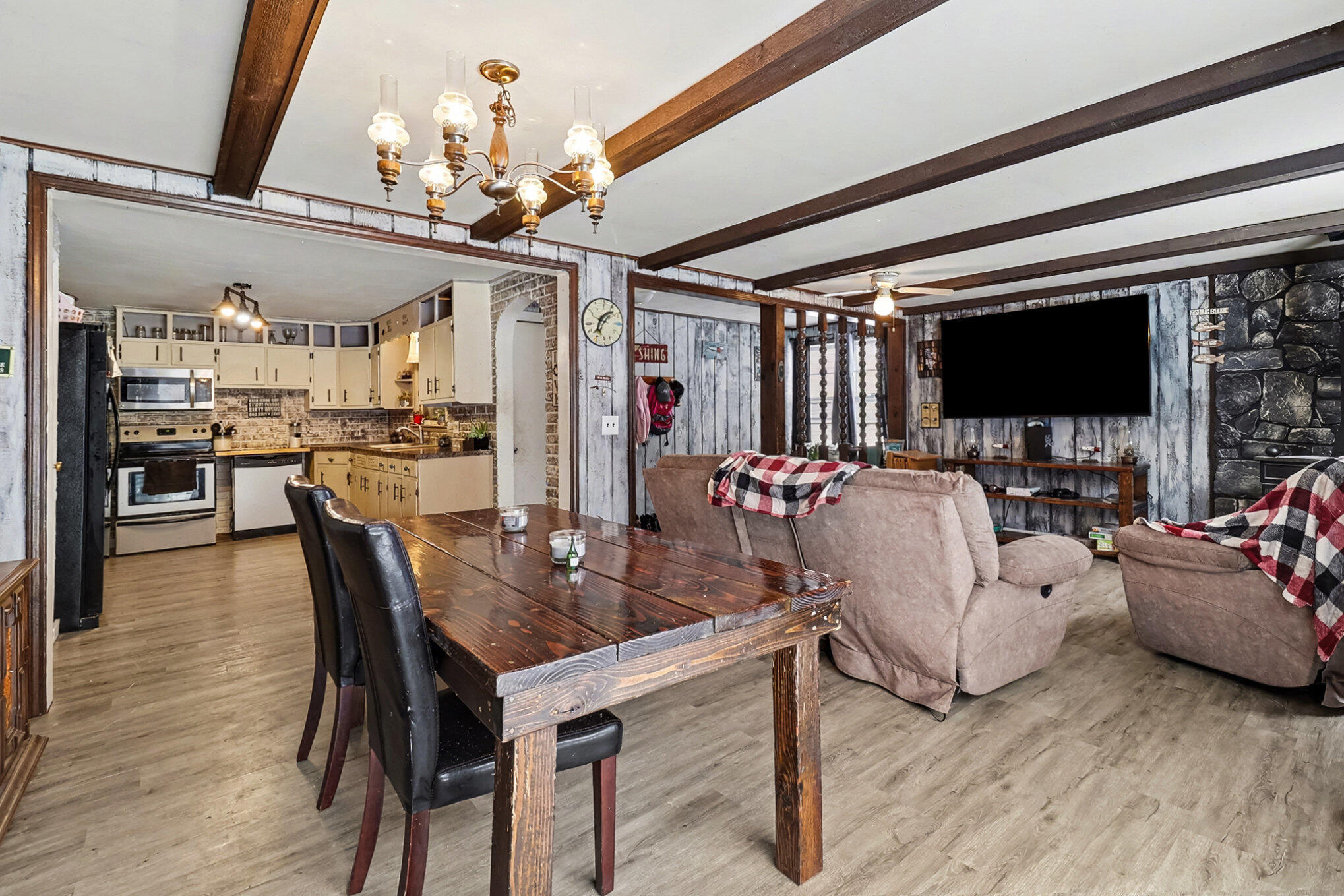 8473 West 1 Mile Road Hesperia, MI 49421 - Photo 6 of 15 006_file_407