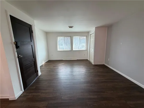 $1,200 | 2000 McMinn Street, Unit 1, Aliquippa, PA 15001