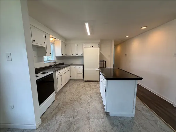 $1,200 | 2000 McMinn Street, Unit 1, Aliquippa, PA 15001