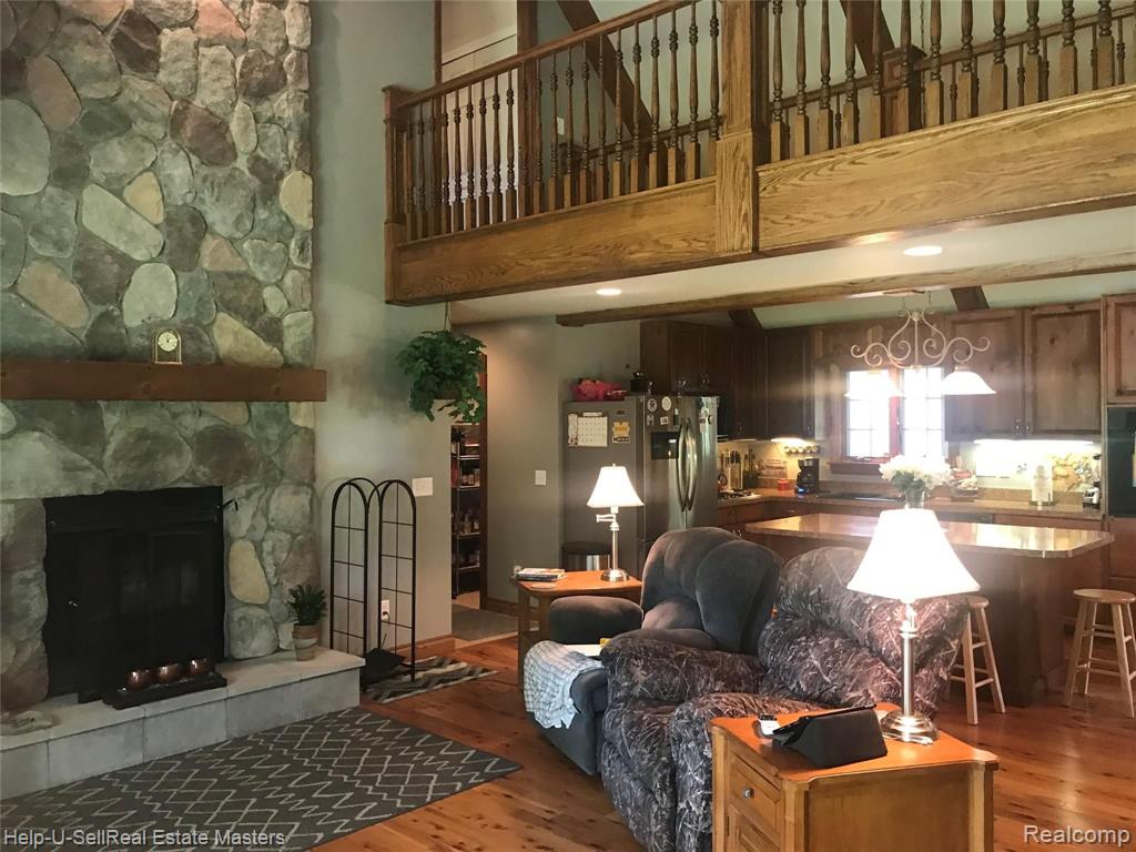 8315 Duce Road Avoca, MI 48006 - Photo 6 of 20