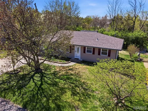 $200,000 | 130 St Antoine Street, Florissant, MO 63031