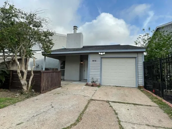 $1,350 | 12520 Manor Court, Houston, TX 77072