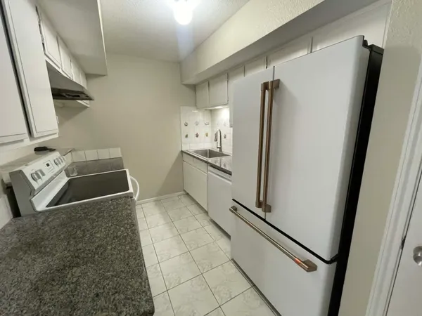 $1,350 | 12520 Manor Court, Houston, TX 77072