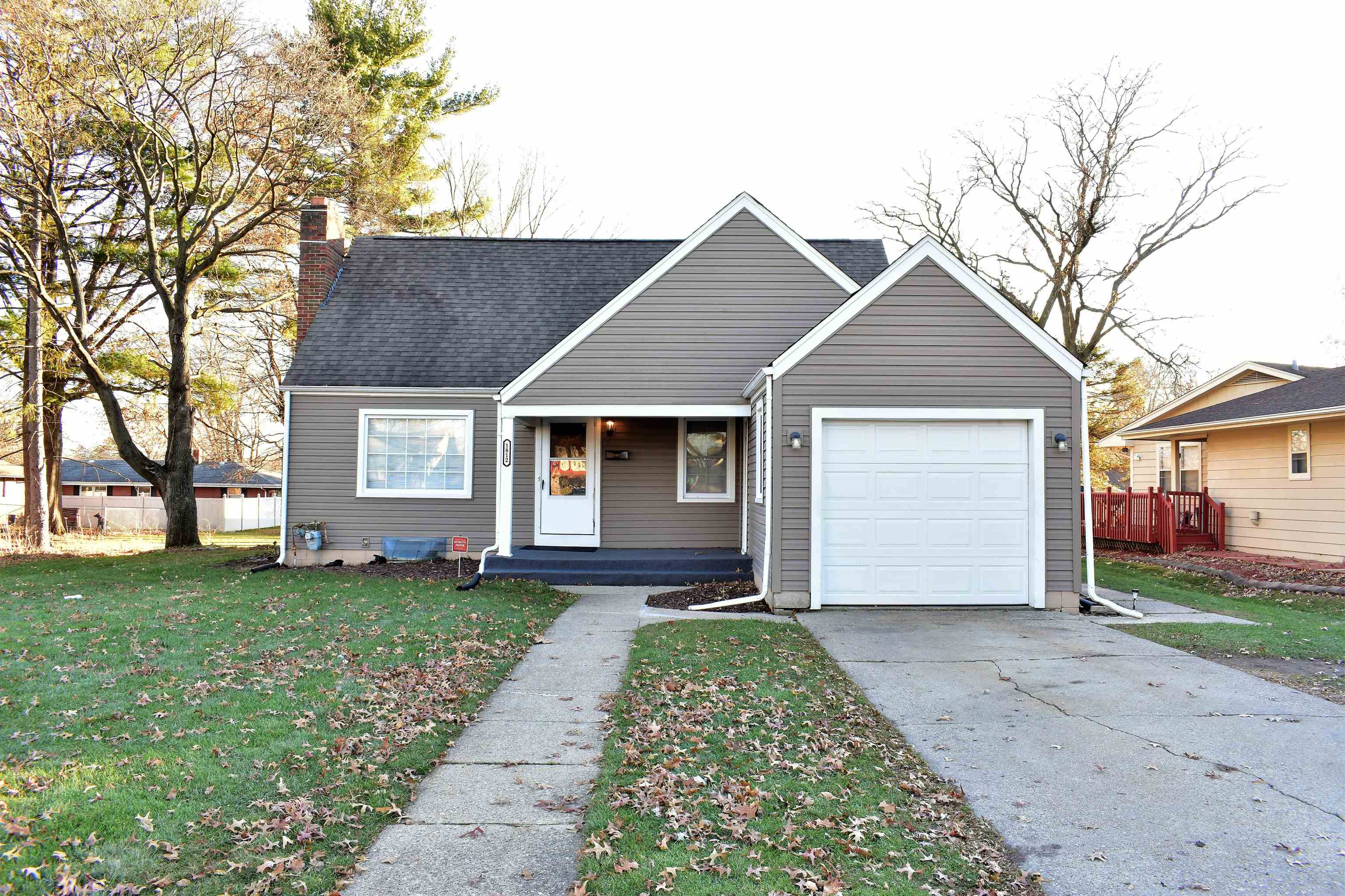 1812 Halsted Road Rockford, IL 61103 - Photo 1 of 40 Gallery Image 1
