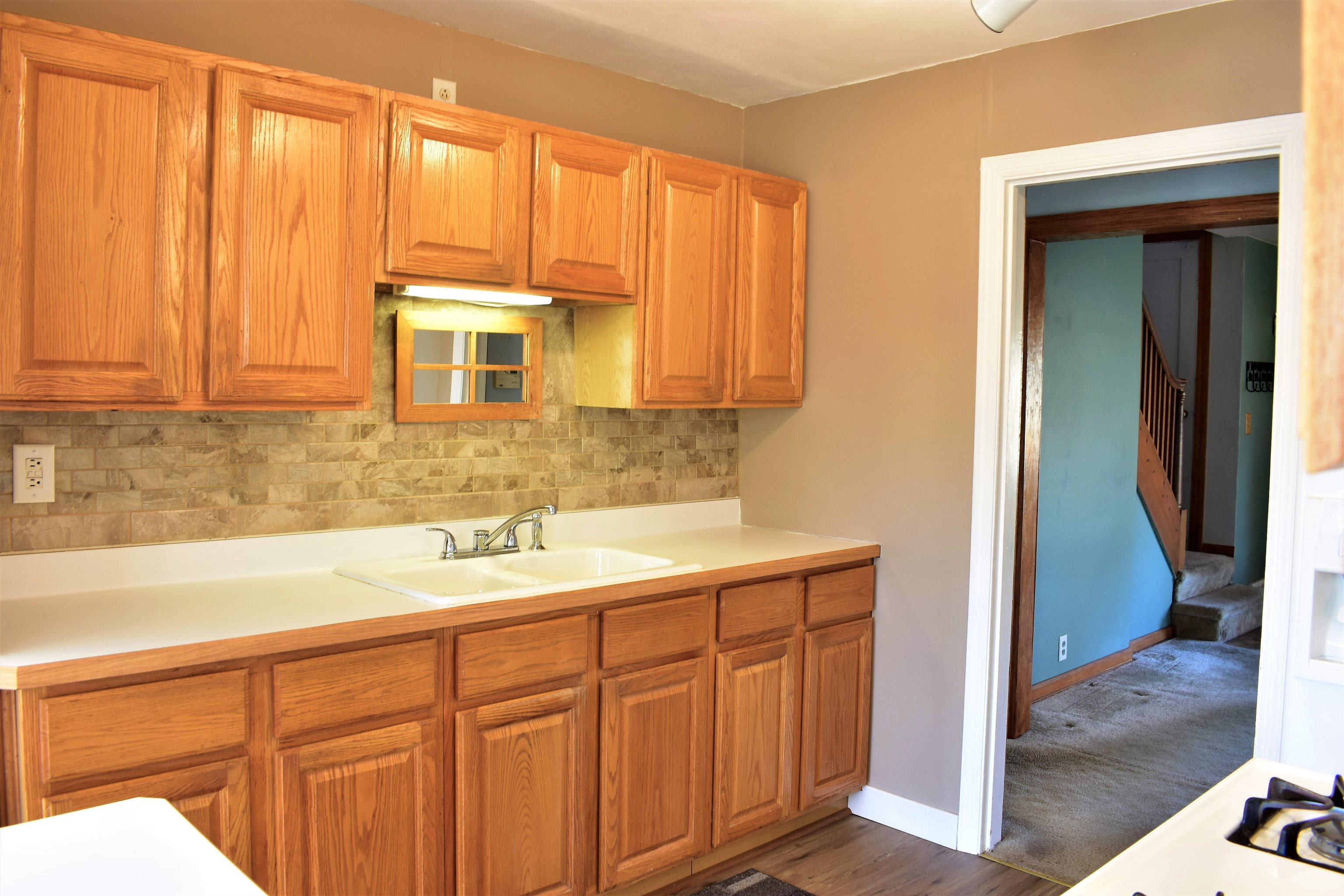 1812 Halsted Road Rockford, IL 61103 - Photo 10 of 40 Gallery Image 10
