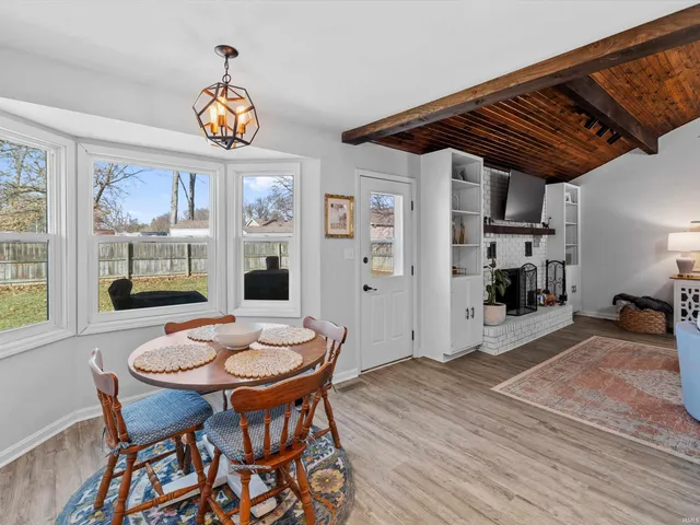 $320,000 | 4248 North Congress Avenue, Evansville, IN 47711