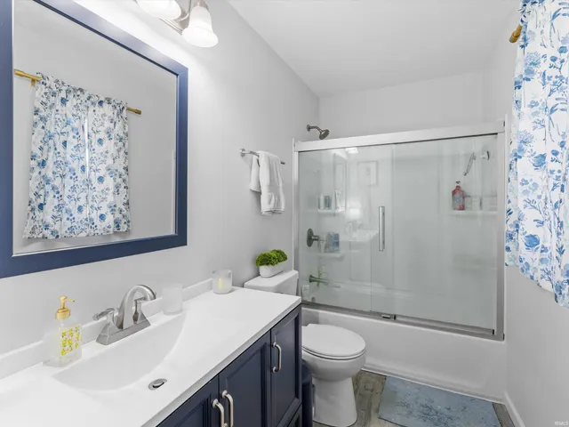 $320,000 | 4248 North Congress Avenue, Evansville, IN 47711