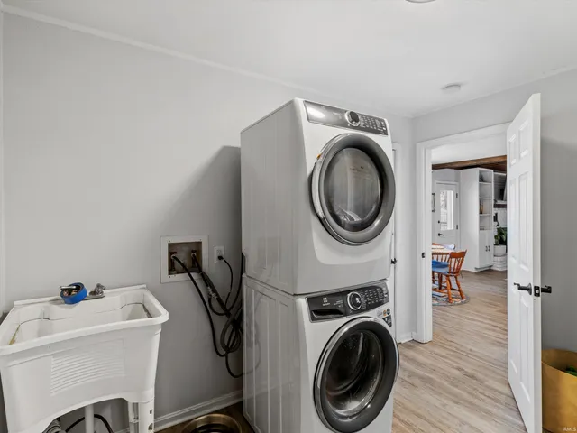 $320,000 | 4248 North Congress Avenue, Evansville, IN 47711