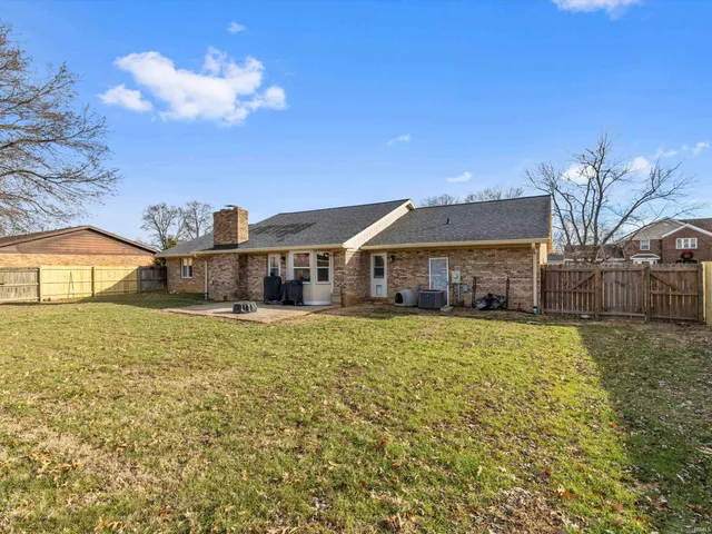 $320,000 | 4248 North Congress Avenue, Evansville, IN 47711