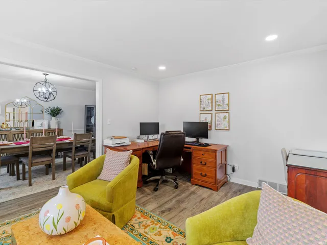 $320,000 | 4248 North Congress Avenue, Evansville, IN 47711